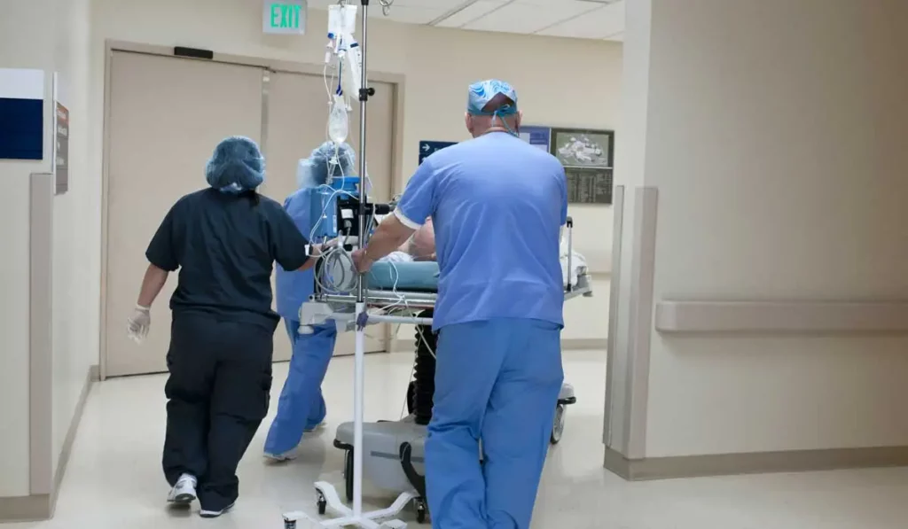 Is í ailse phróstatach an ailse is coitianta a théann i bhfeidhm ar fhir in Éirinn, seachas ailse chraicinn