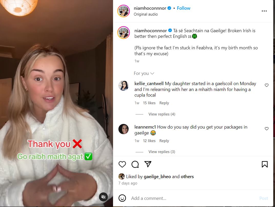 Niamh O’Connor ag spreagadh a lucht leanúna Gaeilge a labhairt le linn Sheachtain na Gaeilge. Cliceáil ar an bpictiúr