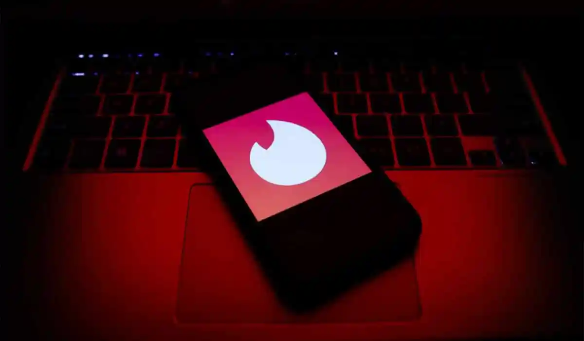Roinn cuntas TikTok sonraí an fhir ar dtús ar dating app