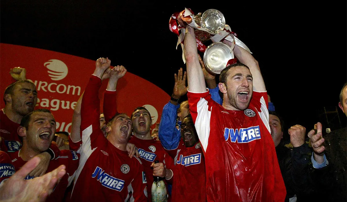 Shels ag ceilliúradh i 2006