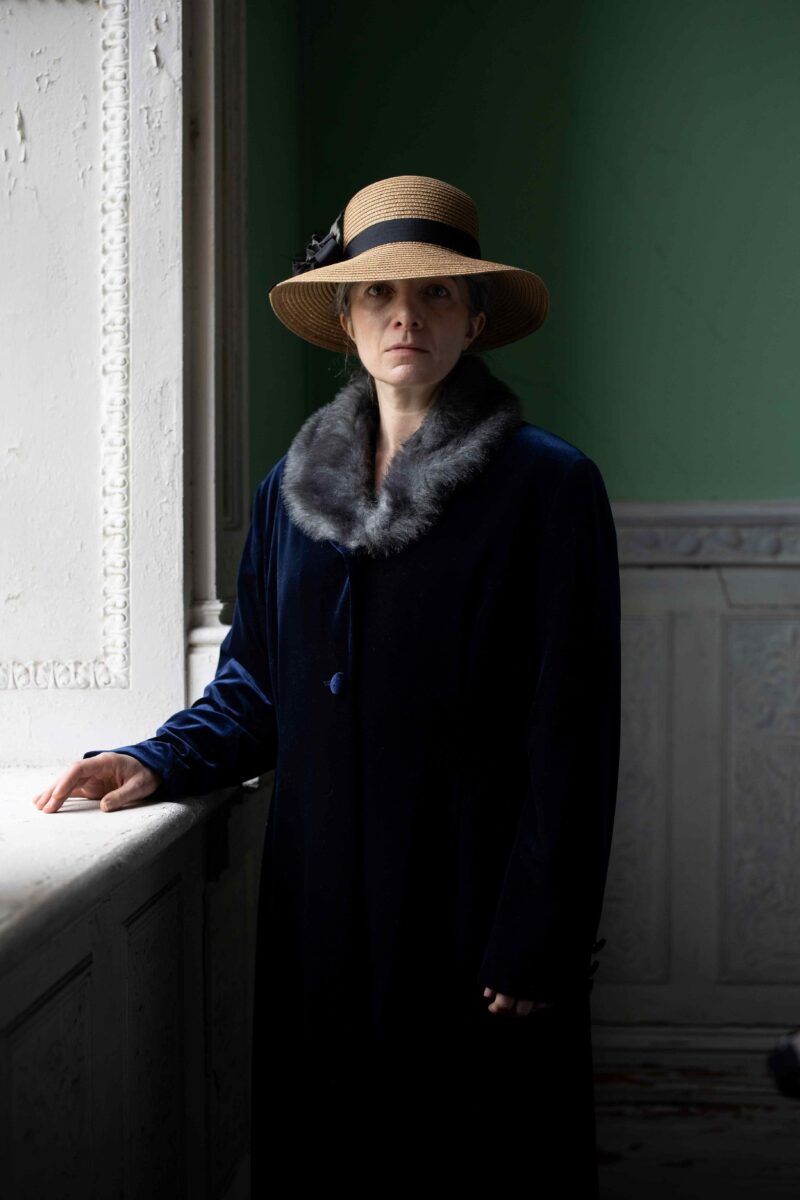 Claire Loy mar Dorothy MacArdle