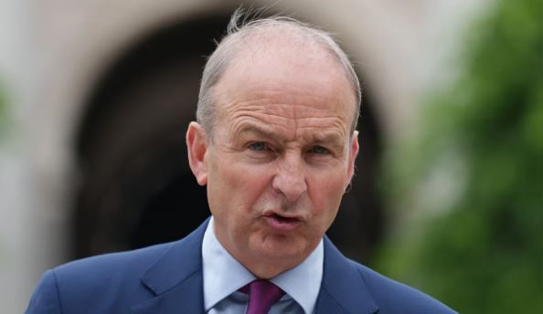Micheál Martin agus ceist faoi mhargadh ospidéil