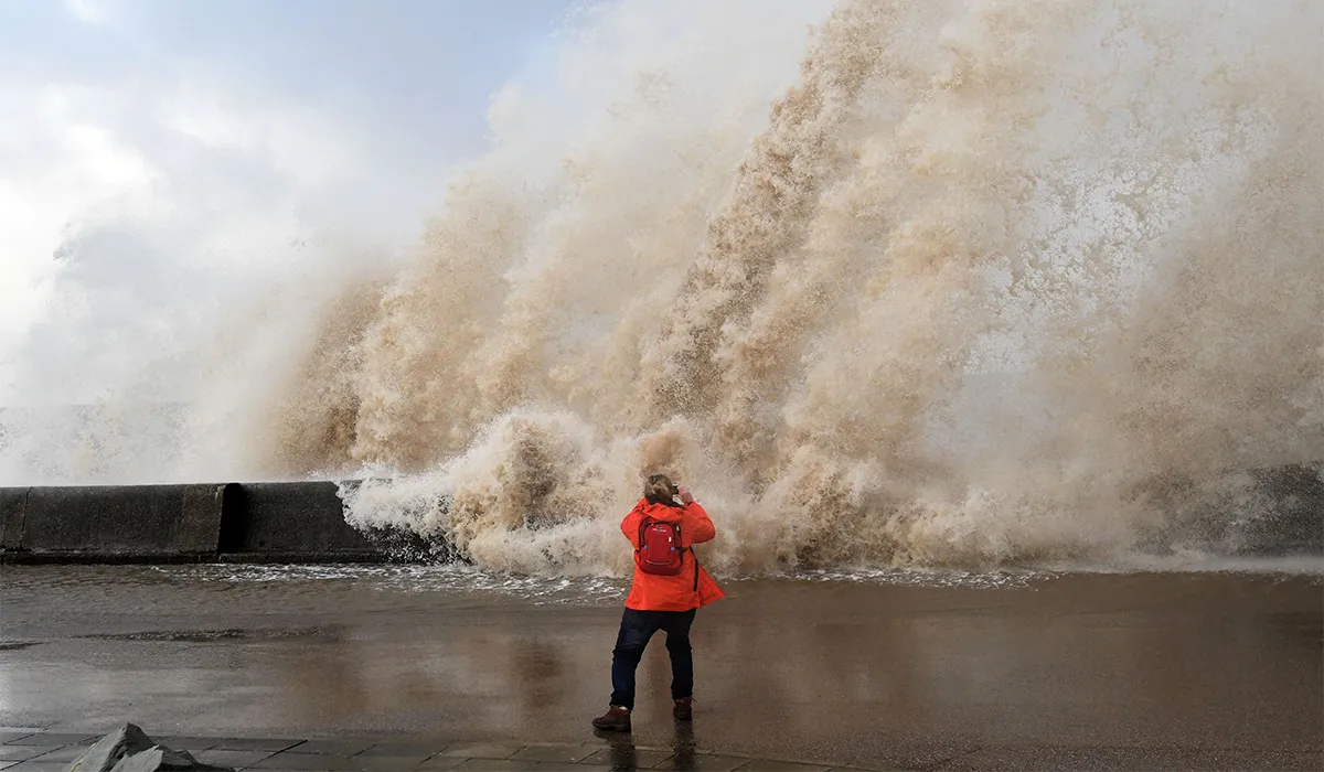 Tá Stoirm Amy ag teacht