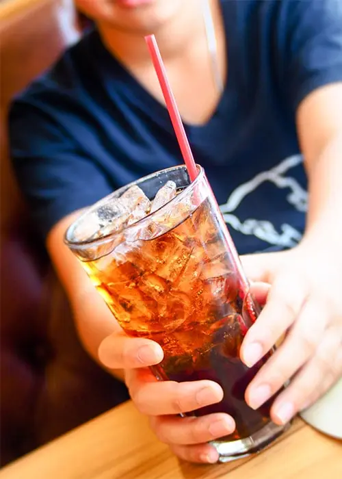 Tá deochanna siúcrúla freagrach as níos mó ná 2.2 milliún cás nua diaibéiteas(diabetes)