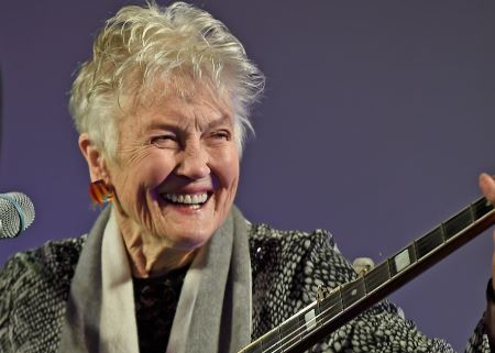 Peggy Seeger.
