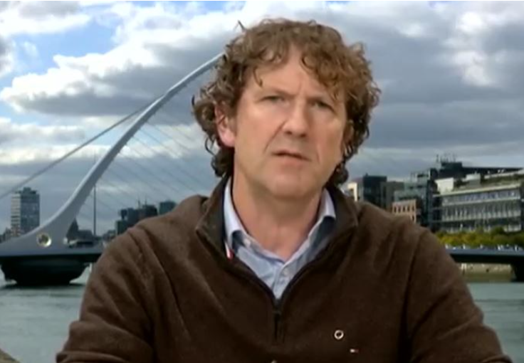 Thug Ard-Rúnaí Chonradh na Gaeilge Julian de Spáinn le fios: ‘Ní luaitear fiú an “Ghaeltacht” i dteideal na Roinne'