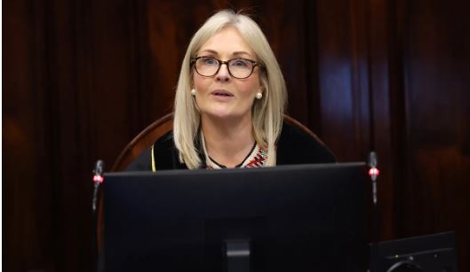 Ceann Comhairle Verona Murphy