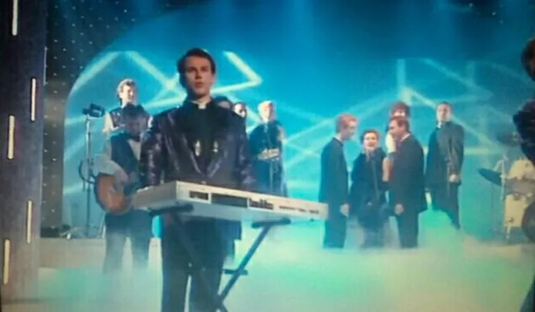 Don Wycherley i Father Ted