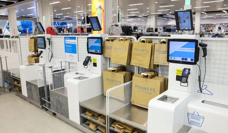 Rinne comhairleoir i gCeatharlach gearán faoi ollmhargaí ag athrú go cuntair íocaíochta féinseirbhíse – agus is cosúil go raibh an ceart aige