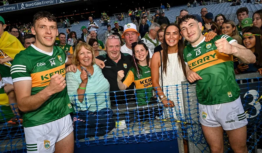 Na Cliffords le David agus Paudie