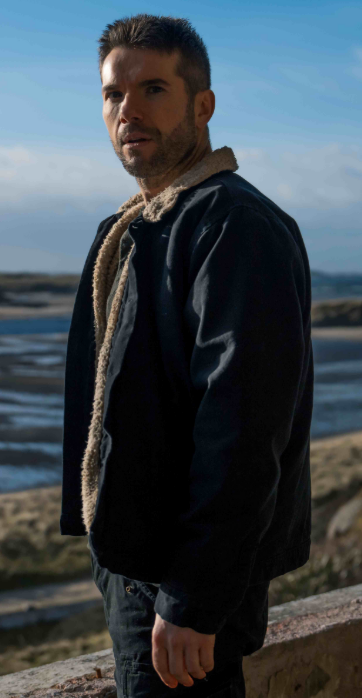 Tá CRÁ á shruthú i nGaeilge le fotheidil sna Stáit Aontaithe 