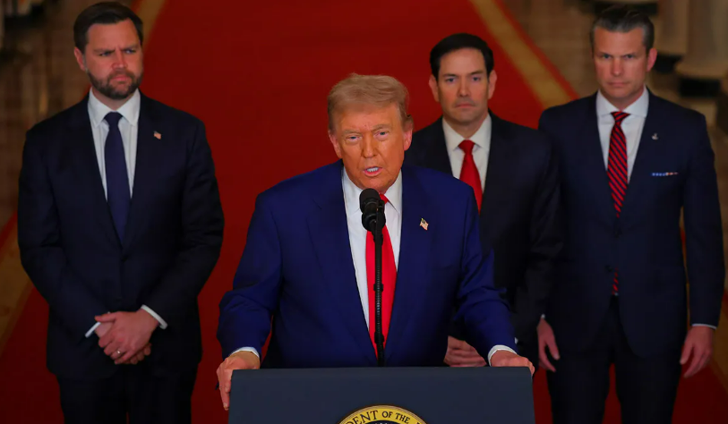 Dúirt Donald Trump ar dtús gur scriosadh cumhacht Tehran airm núicléacha a úsáid ‘go hiomlán’ leis an ionsaí gan choinne