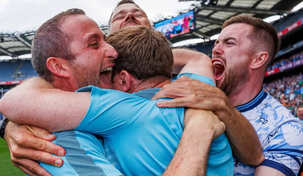 Ag ceiliúradh an bhua i gcoinne Luimnigh