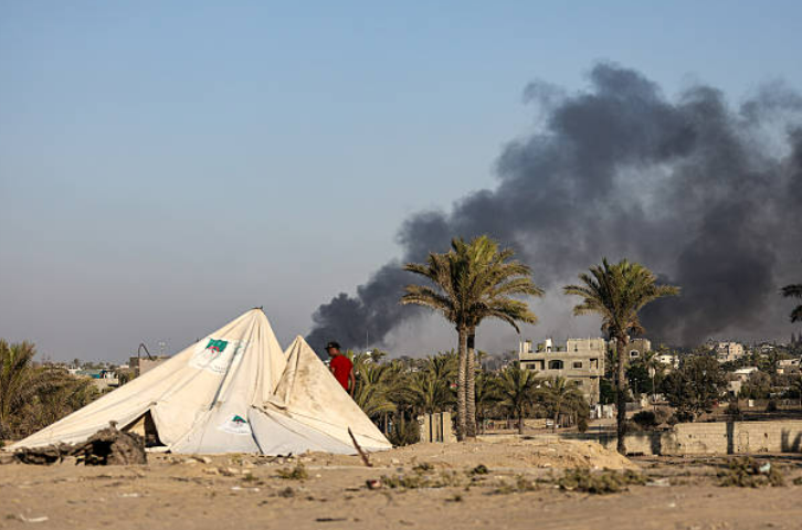 Tá ionsaithe Iosraelacha ag leanúint ar aghaidh i nGaza