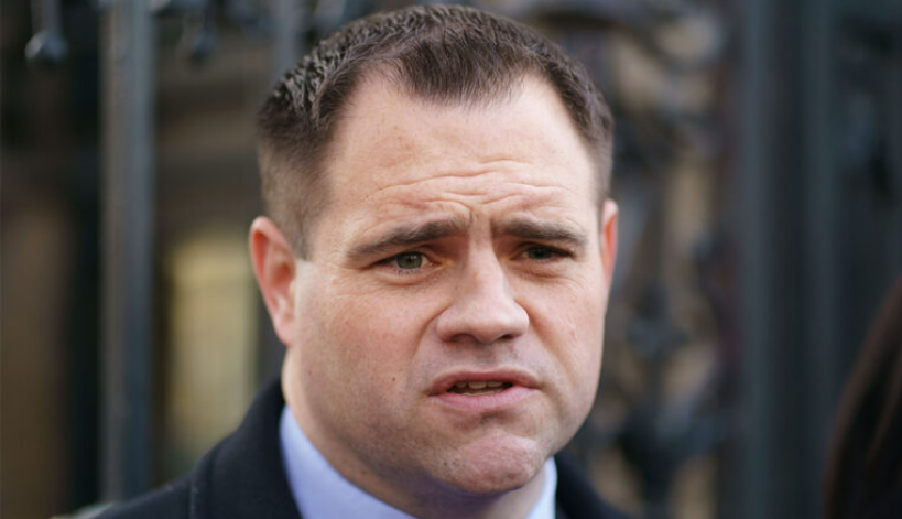 Labhair Neale Richmond, Aire Stáit do Ghnóthaí Eachtracha, go géar faoi na taraifí