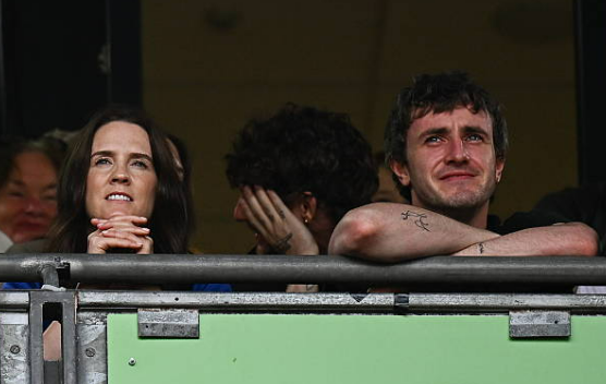 Rachel Blackmore agus Paul Mescal