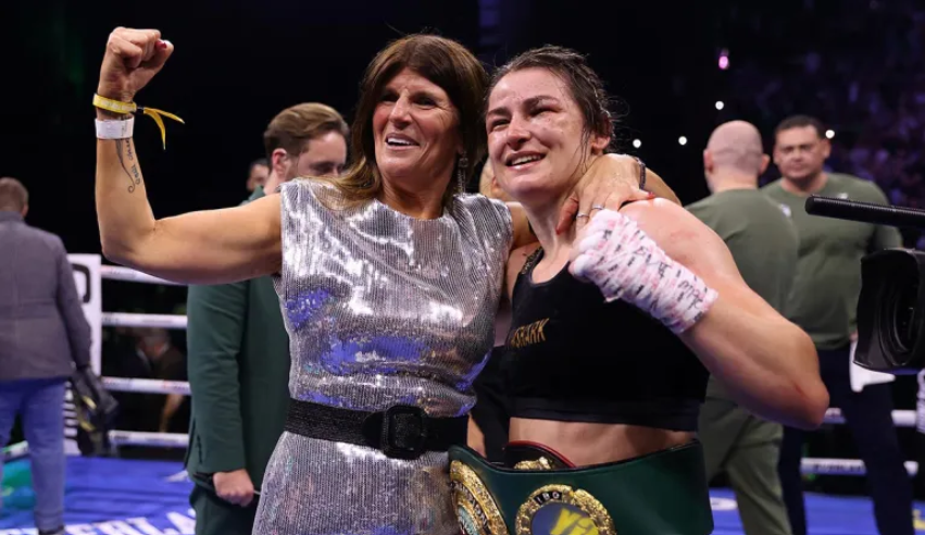 Katie agus a mhathair Bridget