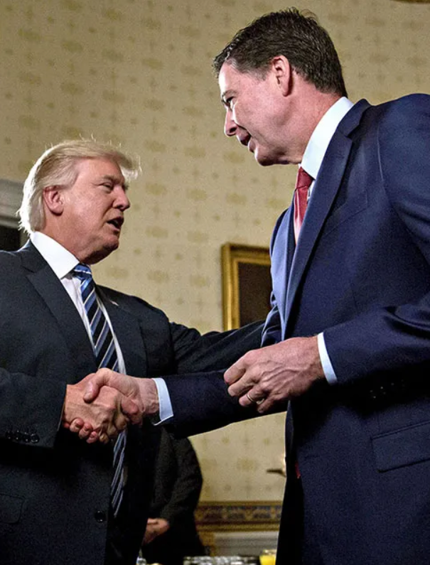 Donald Trump agus James Comey i 2017 Pictiúr: Rex