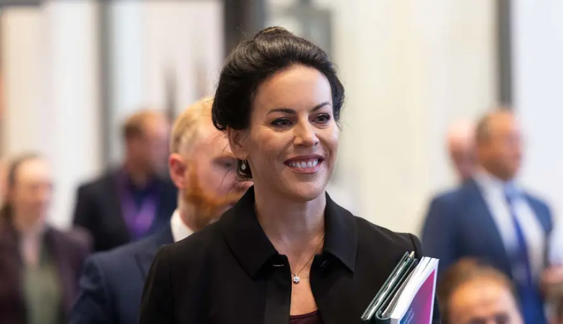 Jennider Carrol MacNeill 2