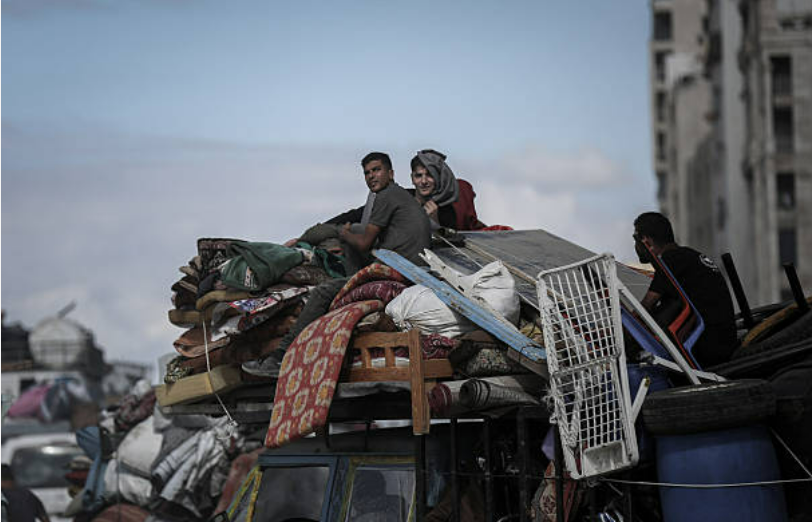 Deir siad gur maraíodh ar a laghad 77 Palaistíneach i lárionaid choinneála Iosraelacha le dhá bhliain anuas, agus go bhfuil 360 páiste fós i bpríosún