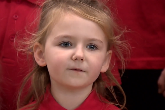 I measc bhuaicphointí an lae oscailte bhí léirithe ó ghrúpaí scoile áitiúla agus taispeántas speisialta de cheol traidisiúnta