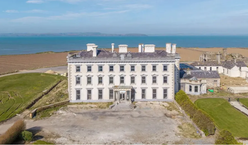 Loftus Hall. Pictiur Colliers