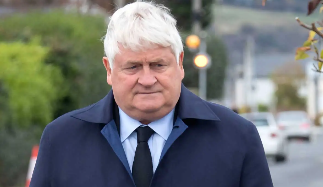 Duine de na daoine a léadh a ráiteas tionchair íospartaigh don chúirt ná an fear gnó Denis O'Brien, a thug níos mó ná €125,000 dó agus a chuir cóiríocht agus iompar ar fáil dó