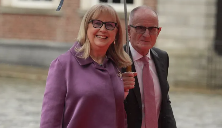 Tháinig an t-iar-uachtarán Mary McAleese lena fear céile Martin. Pictiúr: Brian Lawless/PA Wire
