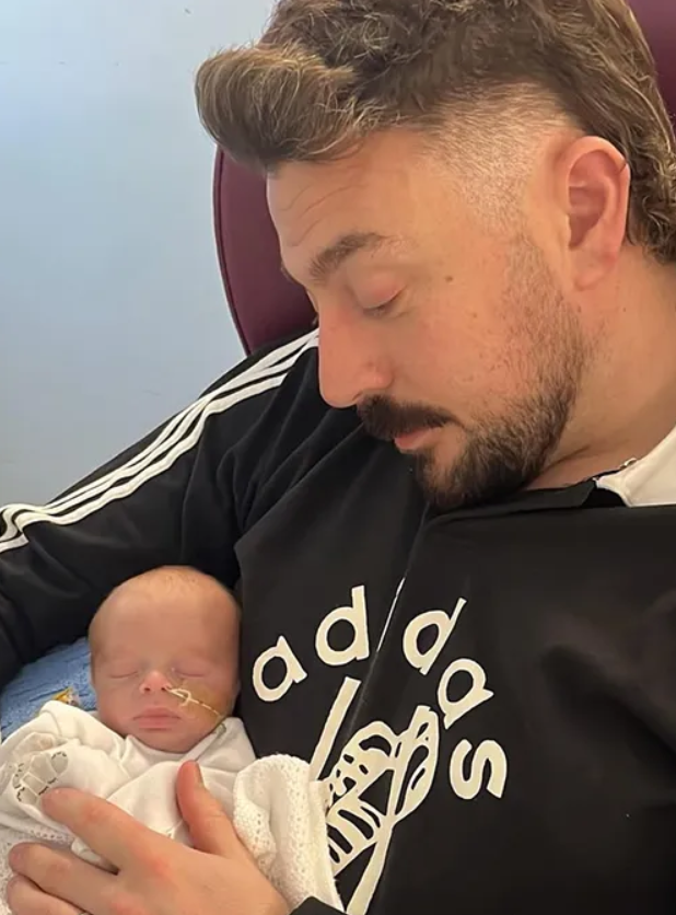 Johnny agus JJ. Pictiur InstagramThe2Johnnies