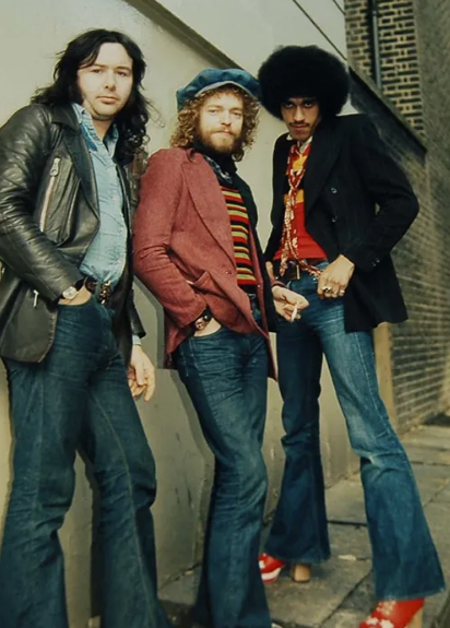 Brian Downey, Eric Bell agus Phil Lynott mar Thin Lizzy in 1973. Pic: South Coast Press/REX/Shutterstock