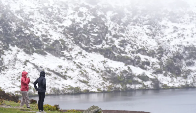 Ta seans ann go mbeidh Nollaig Gheall ann ar La na Nollag. Pictiur Niall CarsonPA Wire