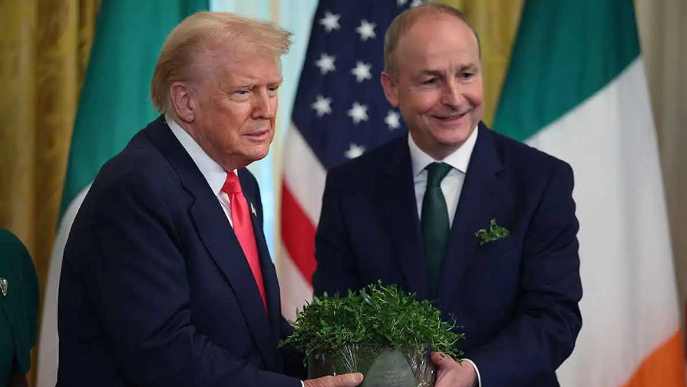 Donald Trump agus Micheal Martin. Pictiur Kayla BartkowskiGetty Images