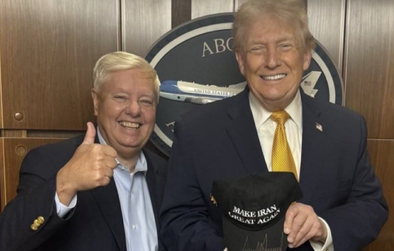 Donald Trump le Lindsey Graham agus an hata