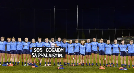 Seasann foireann peile na mban i mBaile Átha Cliath i gcoinne Iosrael