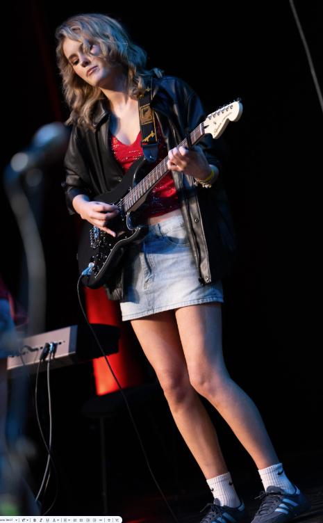 Na harmónacha: Coláiste Íde, An Daingean