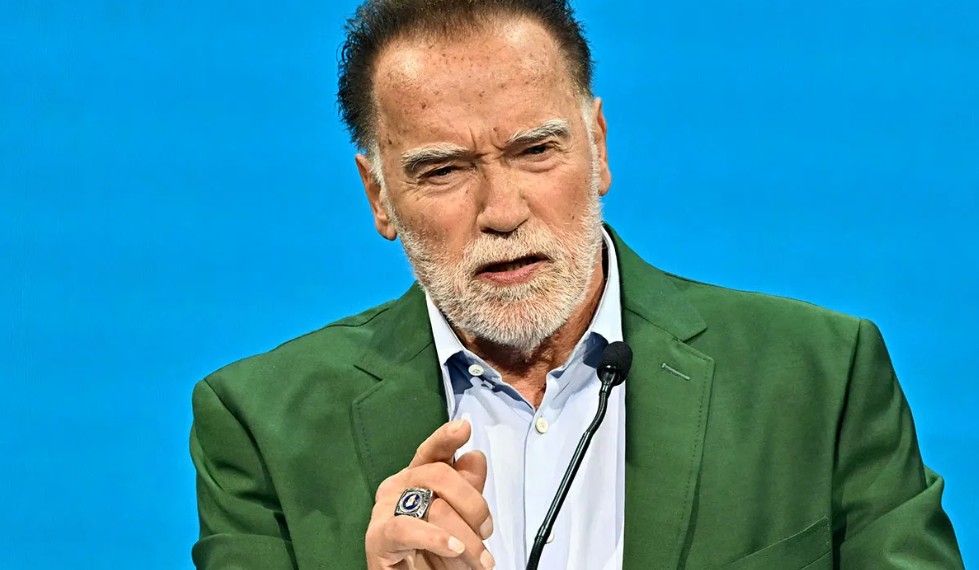 Arnold Schwarzenegger