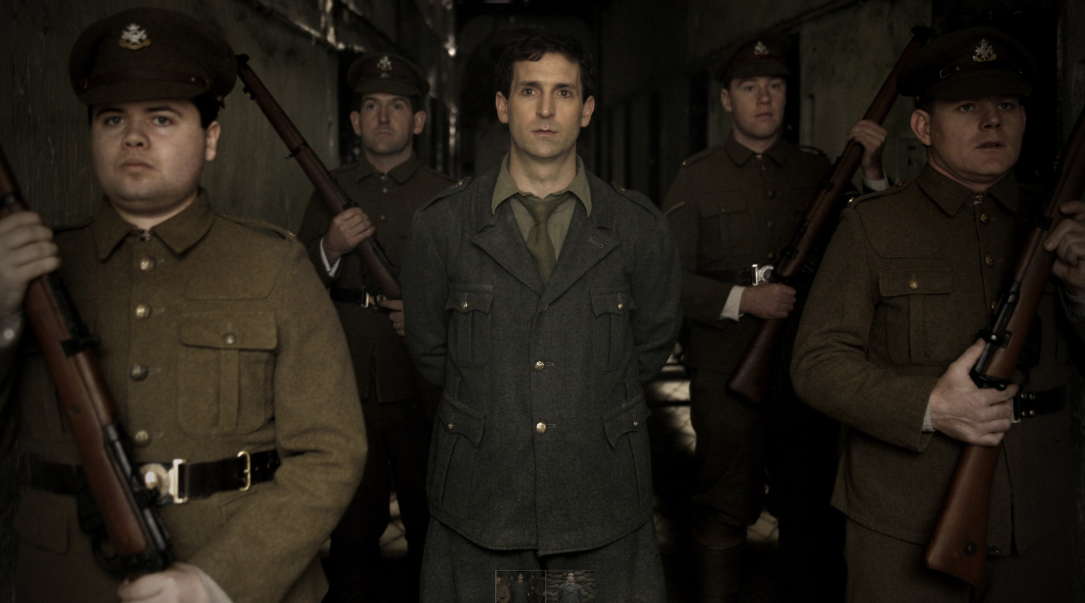 Stephen D'Arcy mar Thomas MacDonagh i 1916 Seachtar na Cásca le TG4