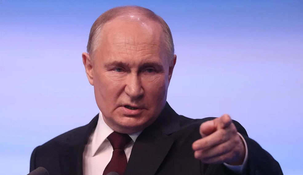 Vladimir Putin Uachtaran na Ruise