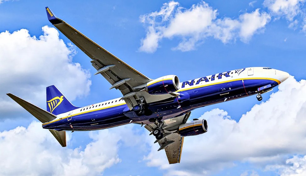 Eitleán Ryanair. Pictiúr Toni. MShutterstock