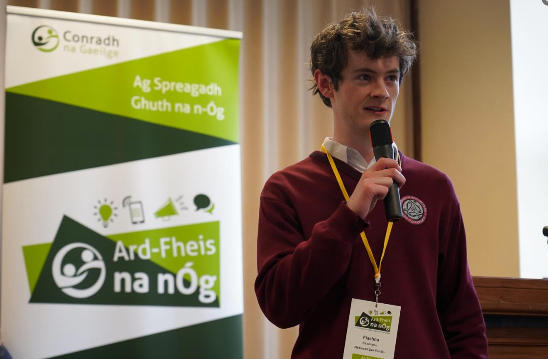 Bhí cuir i láthair cruthaitheacha, físeáin agus amhráin i measc na mbealaí ar chuir siad a gcuid smaointe in iúl