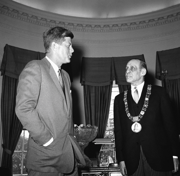 Robert Briscoe le John F Kennedy