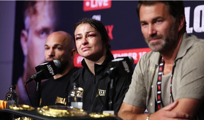 On chle Eddie Hearn Katie Taylor agus Ross Enamait