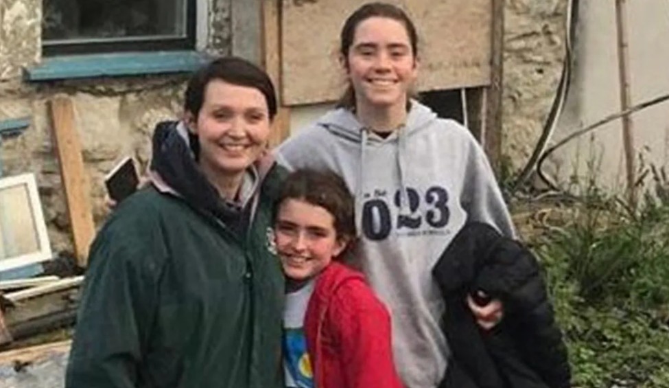 Úna, Ciara agus Saoirse Bowden