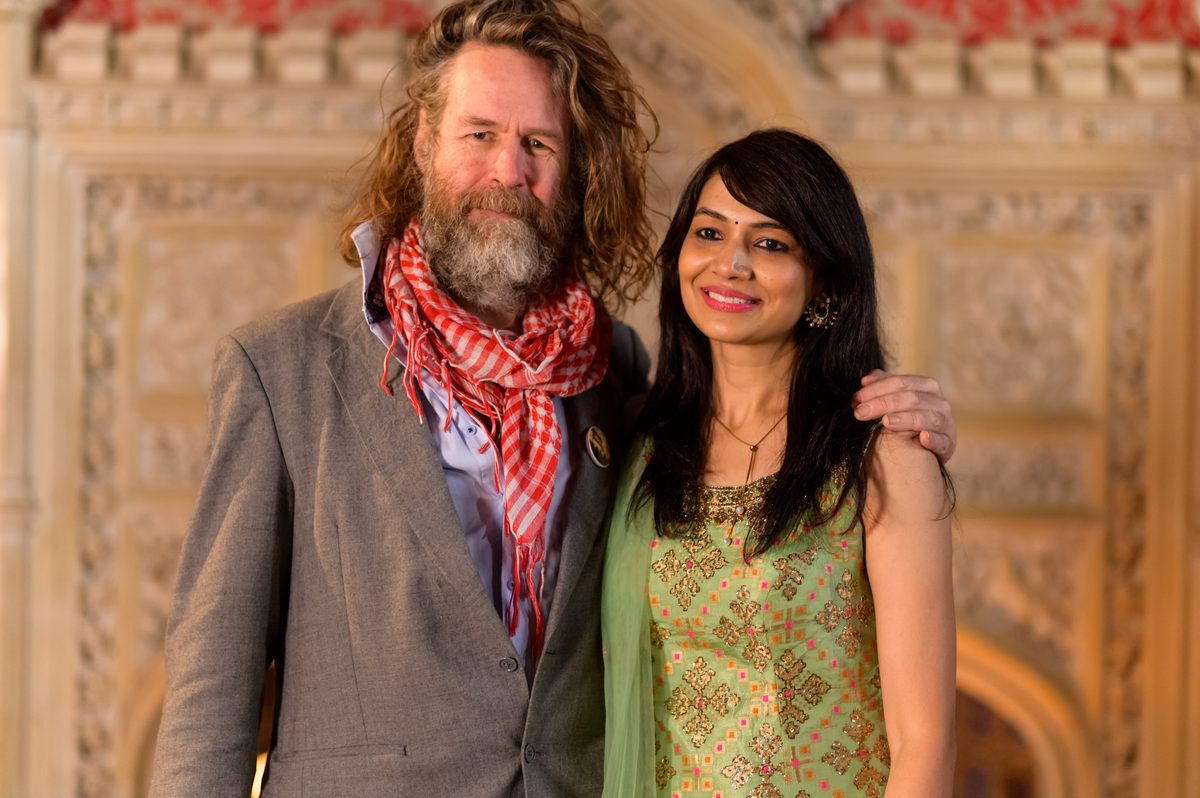 Liam Ó Maonlaí agus Pooja Sethi Khanna Pictiúr RTÉ